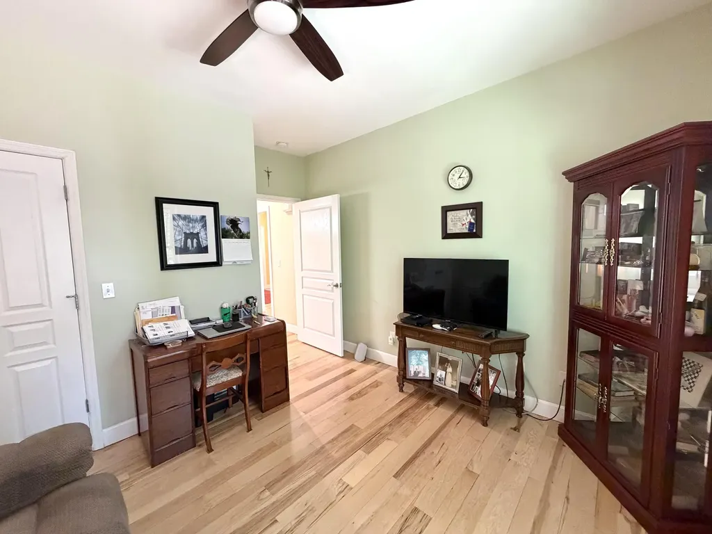 172 Periwinkle Hill Road Cadiz KY 42211