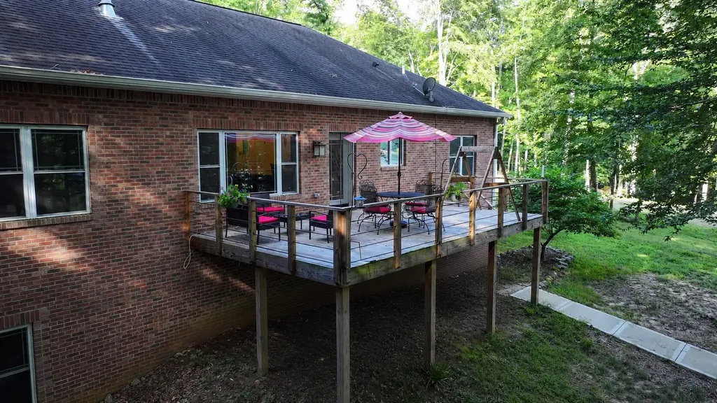 172 Periwinkle Hill Road Cadiz KY 42211