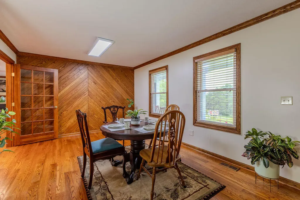 10 Poplar Lane Morehead KY 40351