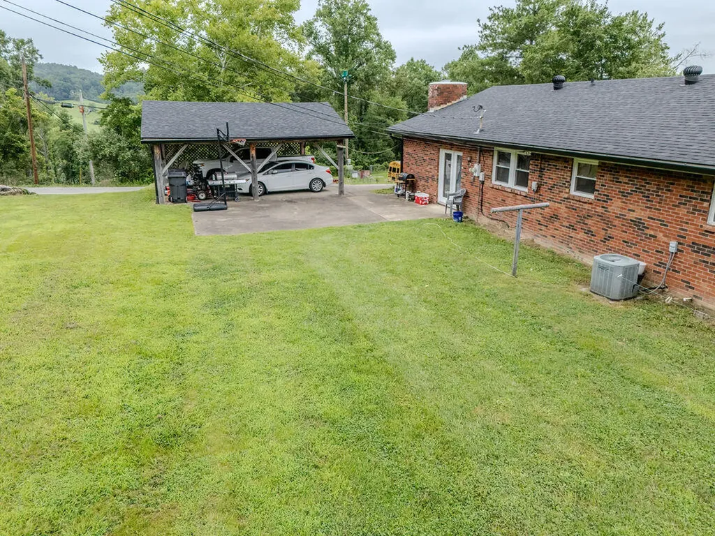 10 Poplar Lane Morehead KY 40351