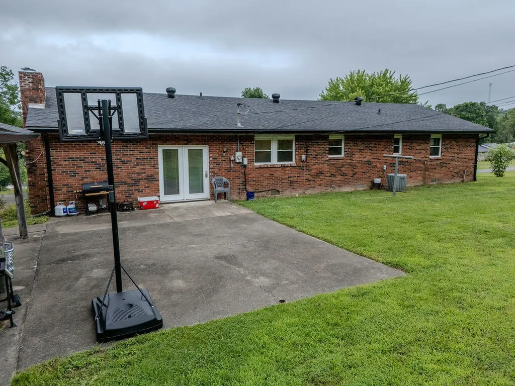 10 Poplar Lane Morehead KY 40351