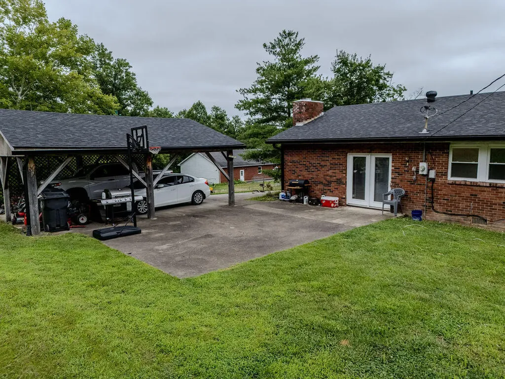 10 Poplar Lane Morehead KY 40351