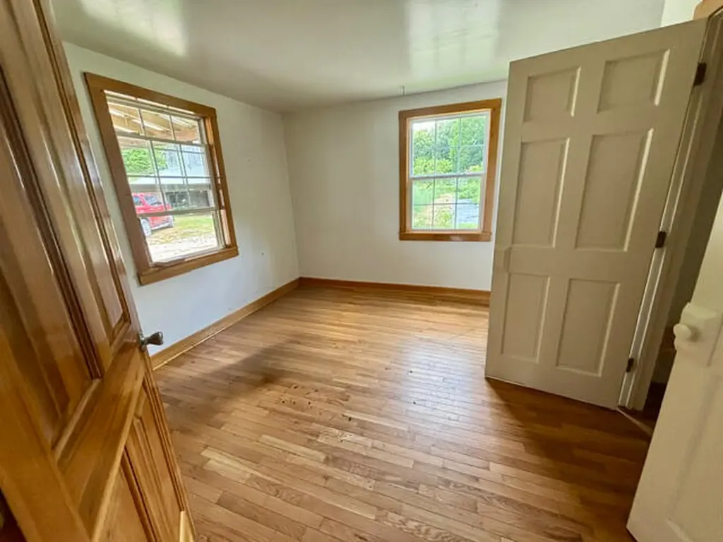 305 Pond Lick Road Annville KY 40402