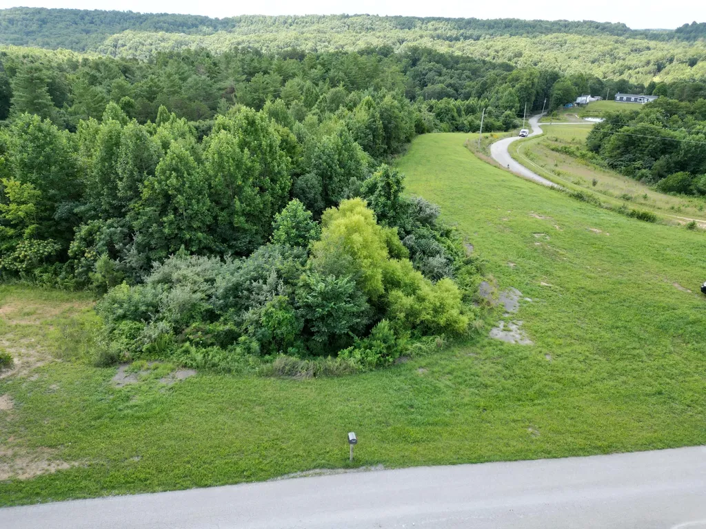 1191 W Adkins-arthur Road Somerset KY 42501