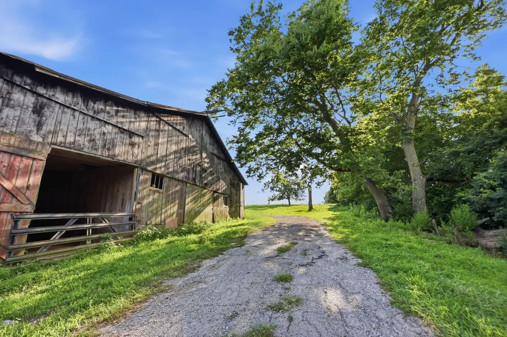 840 Glass Mill Road Wilmore KY 40390