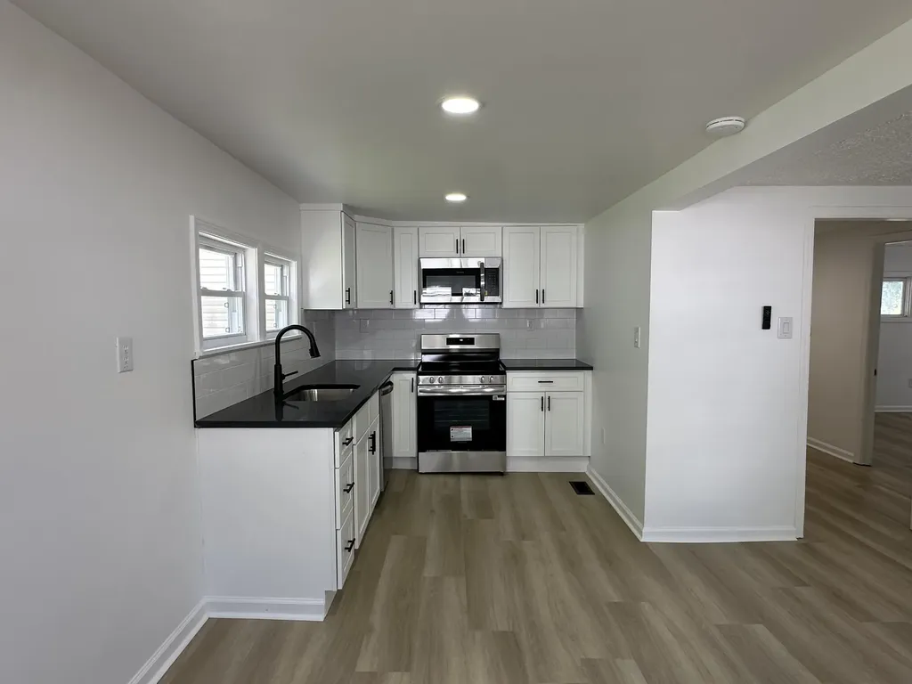 17 Waveland Avenue Winchester KY 40391