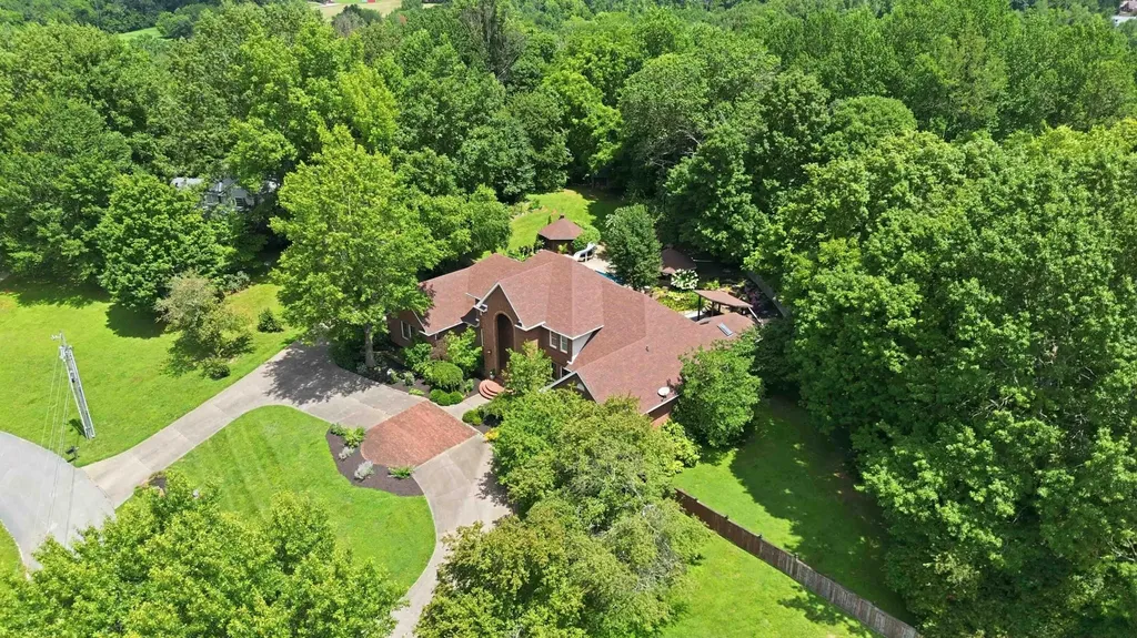425 Woodside Drive Somerset KY 42503