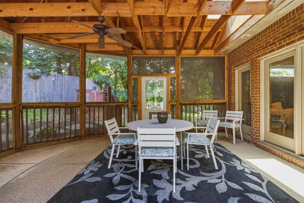 425 Woodside Drive Somerset KY 42503