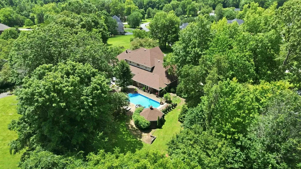 425 Woodside Drive Somerset KY 42503