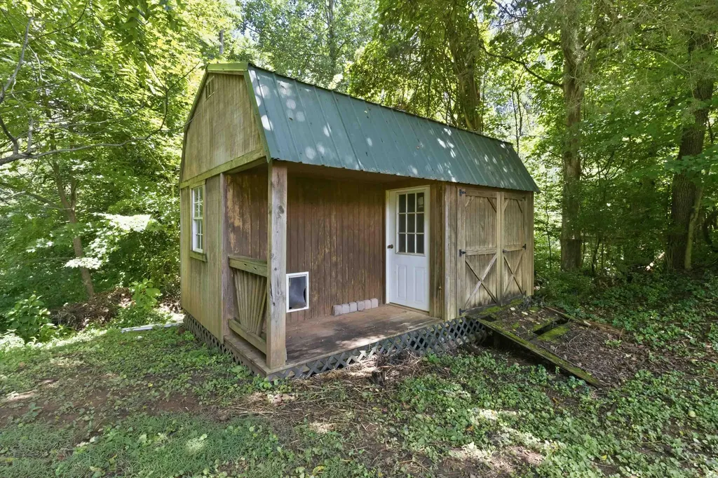 425 Woodside Drive Somerset KY 42503