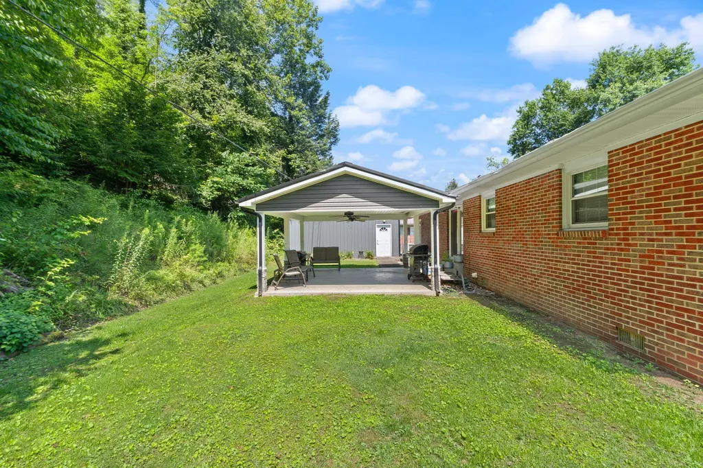 171 Clark Drive Prestonsburg KY 41653