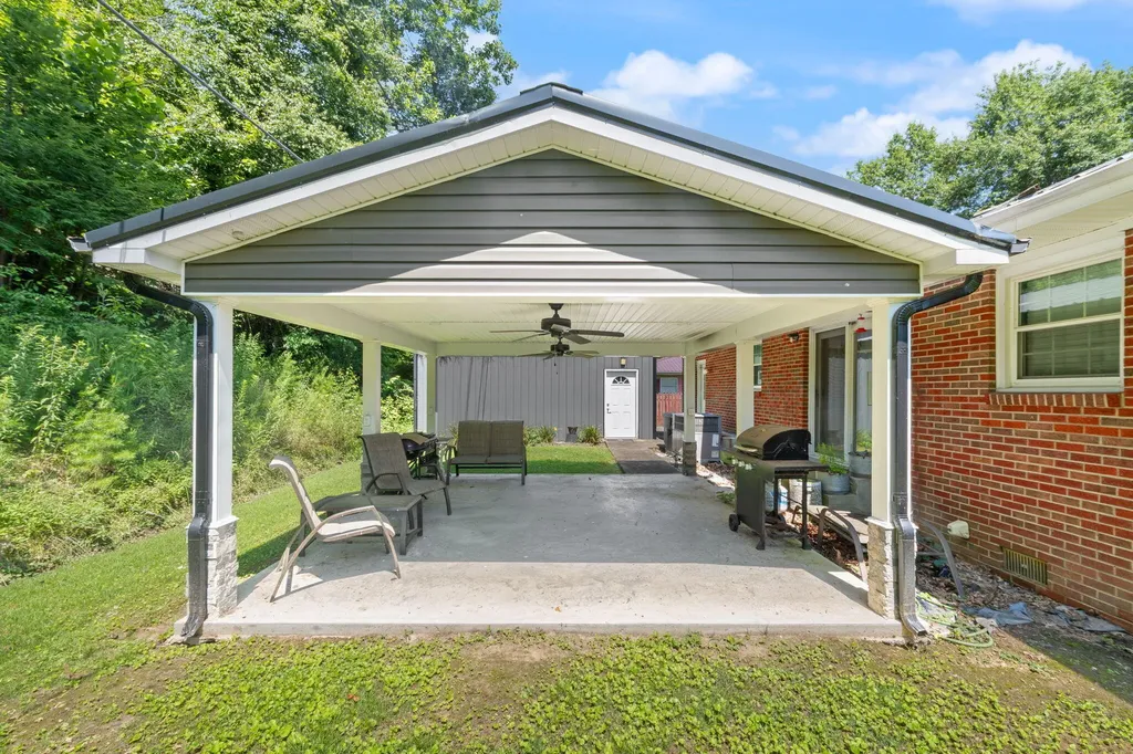 171 Clark Drive Prestonsburg KY 41653