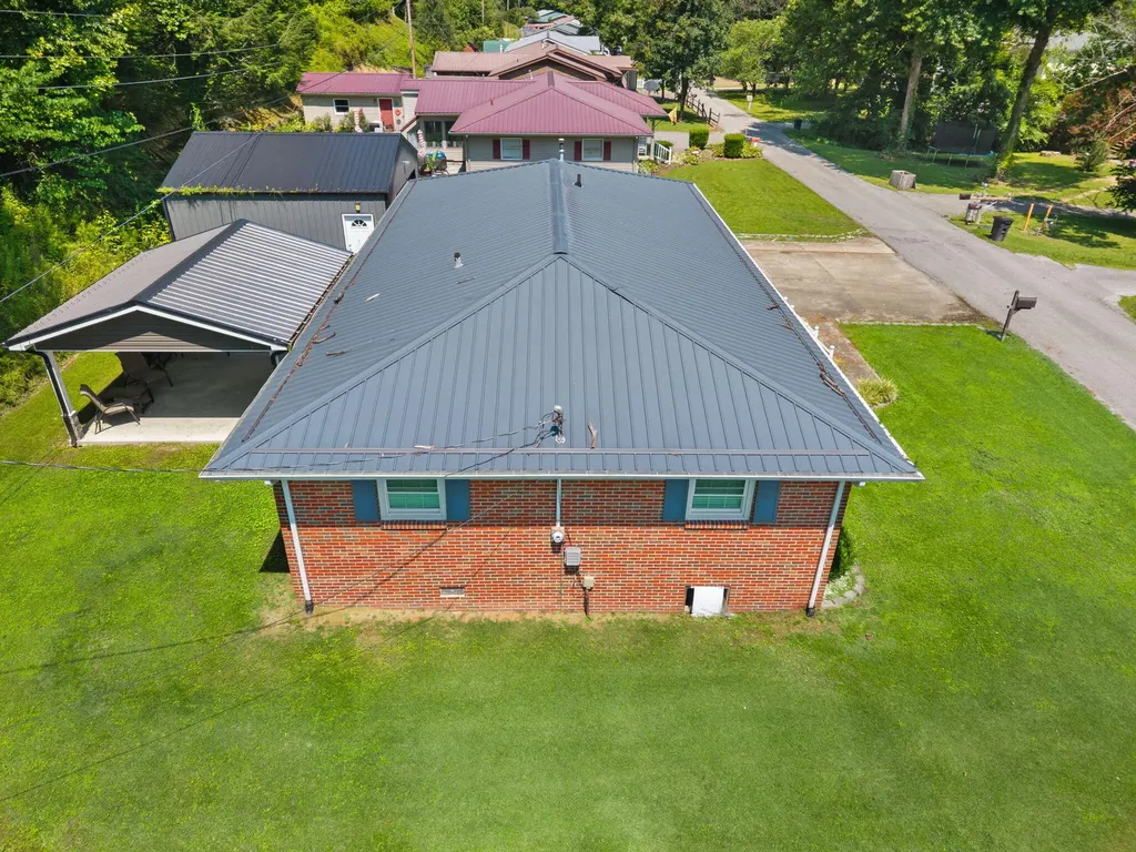 171 Clark Drive Prestonsburg KY 41653
