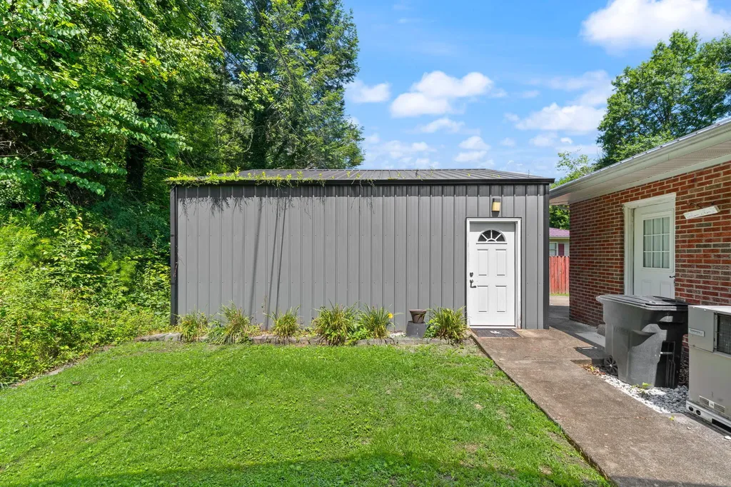 171 Clark Drive Prestonsburg KY 41653