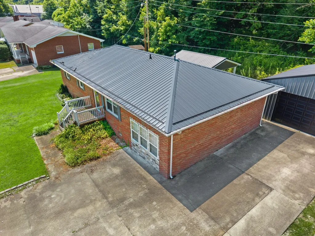 171 Clark Drive Prestonsburg KY 41653