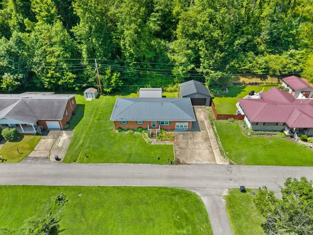 171 Clark Drive Prestonsburg KY 41653