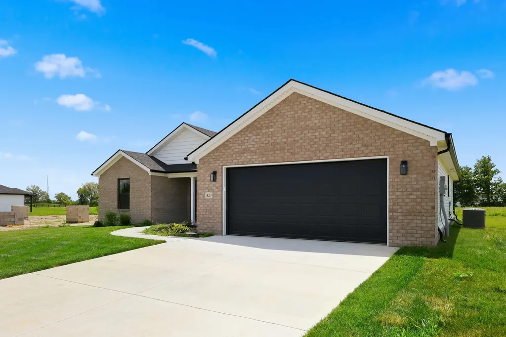 327 Mohegan Trail Richmond KY 40475