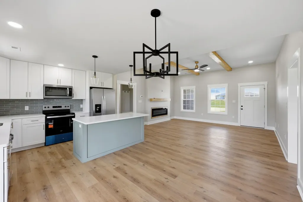 327 Mohegan Trail Richmond KY 40475