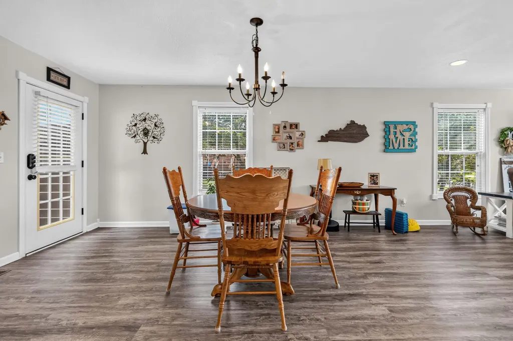 102 Fox Chase Danville KY 40422