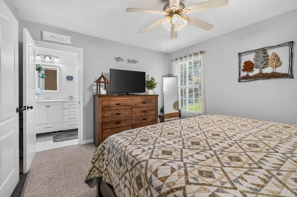 102 Fox Chase Danville KY 40422