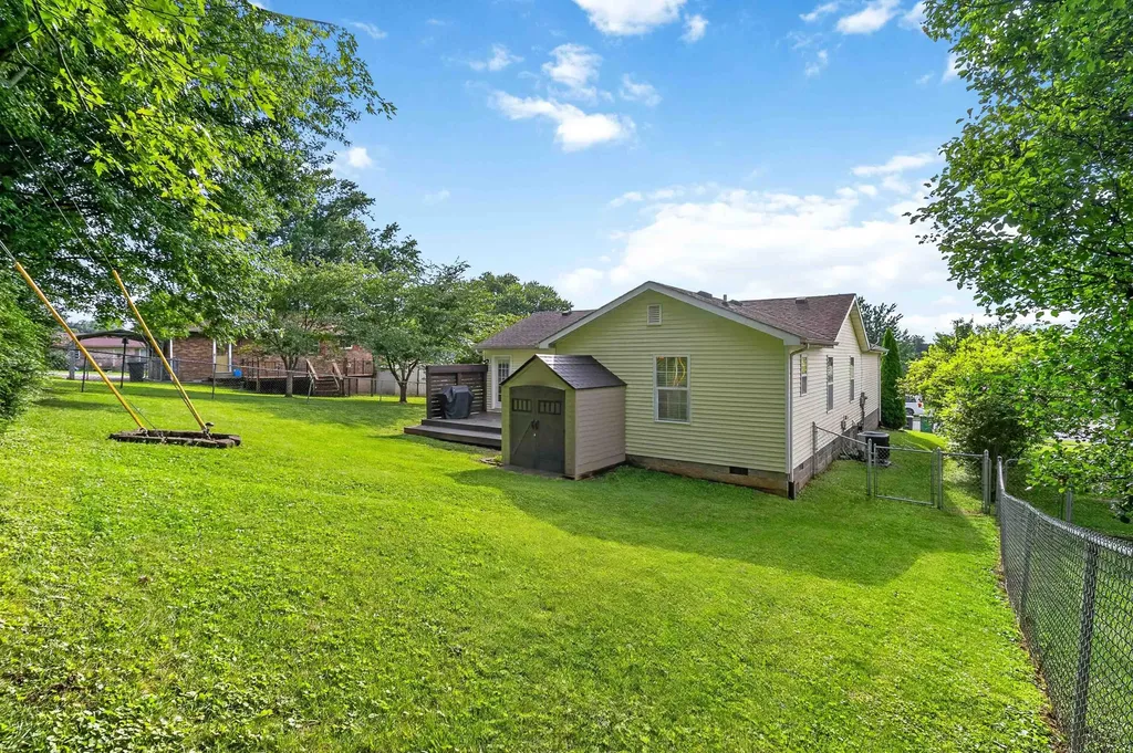 102 Fox Chase Danville KY 40422