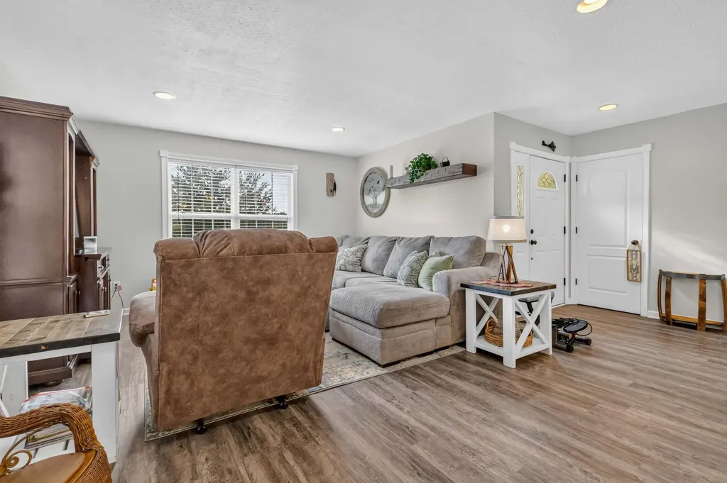 102 Fox Chase Danville KY 40422
