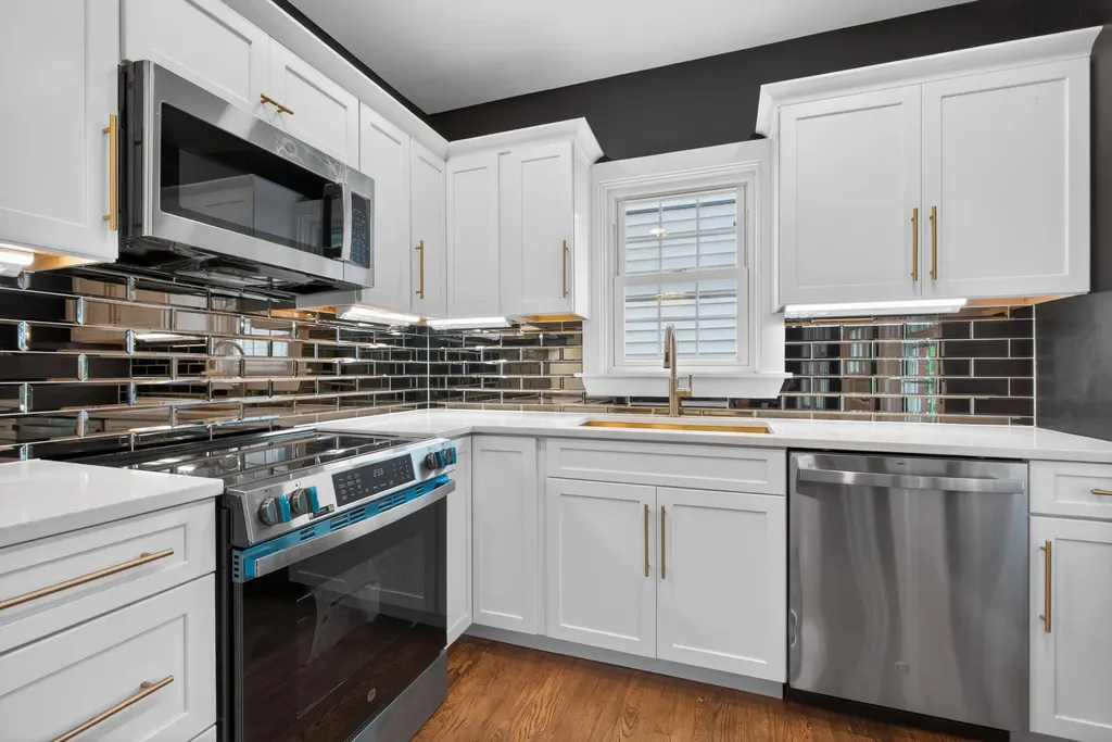 27 W 19th Street Paris KY 40361