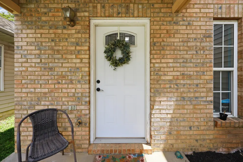 957 Gerardi Road Lexington KY 40509