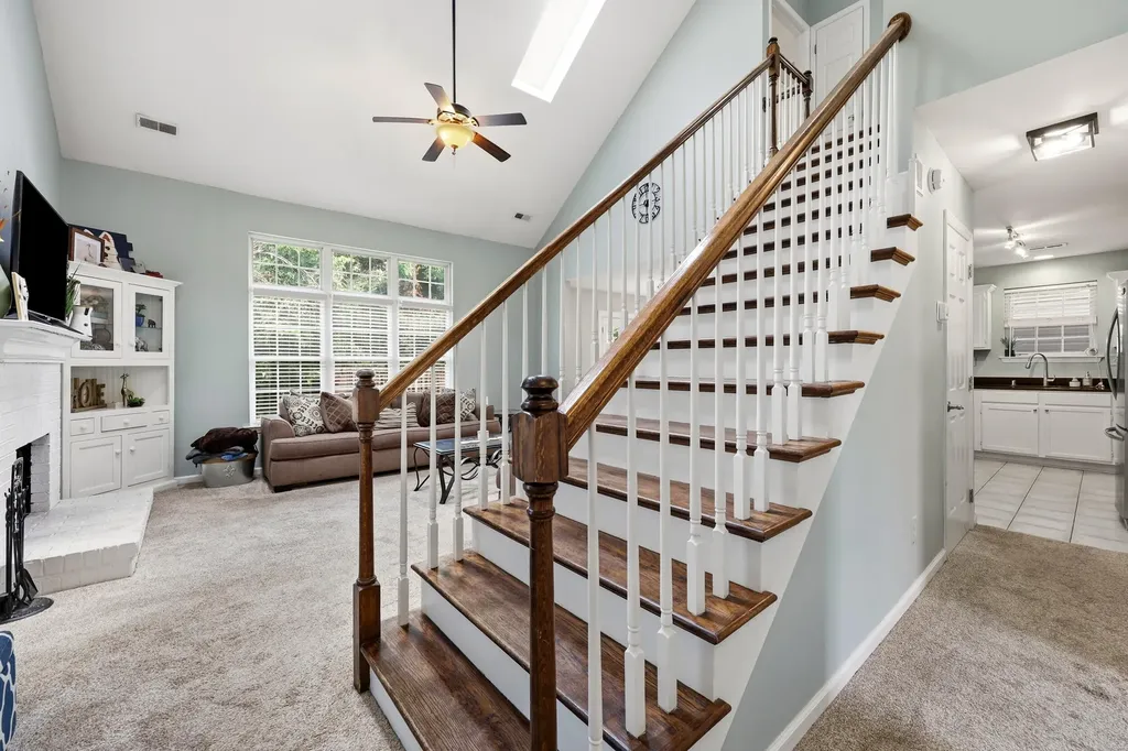 957 Gerardi Road Lexington KY 40509