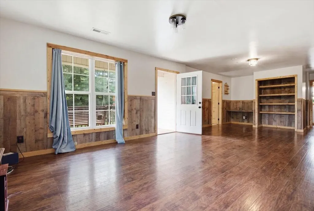 82 Hansen Road Pine Knot KY 42635