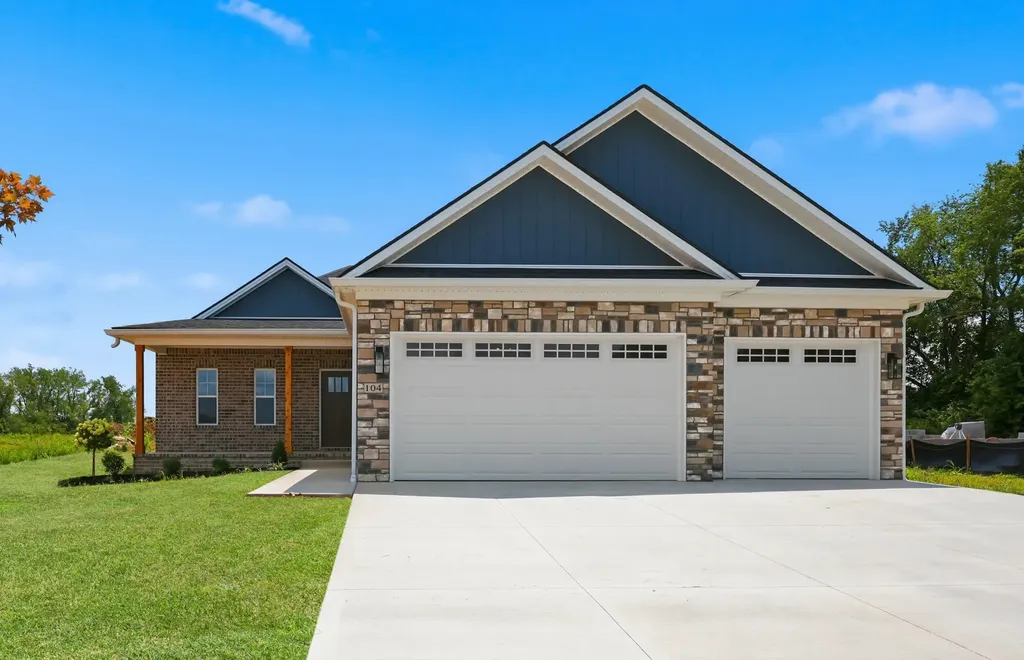 104 Madison Avenue Nicholasville KY 40356