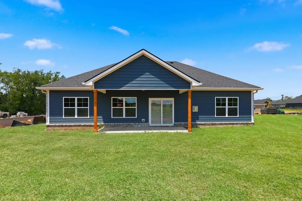 104 Madison Avenue Nicholasville KY 40356