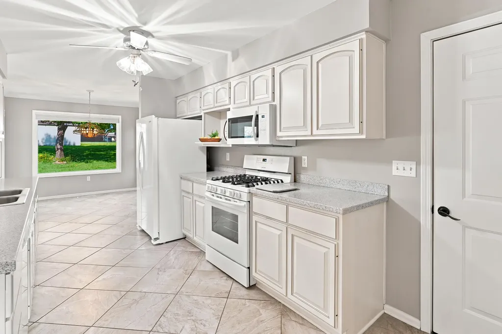 121 Kyabram Drive Benton KY 42025