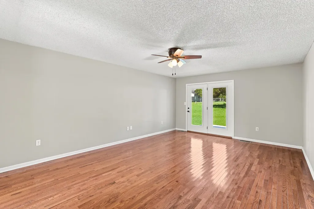 121 Kyabram Drive Benton KY 42025