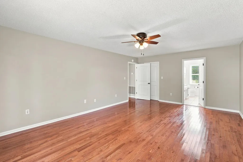 121 Kyabram Drive Benton KY 42025