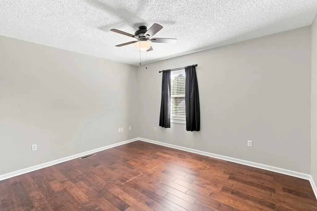 121 Kyabram Drive Benton KY 42025