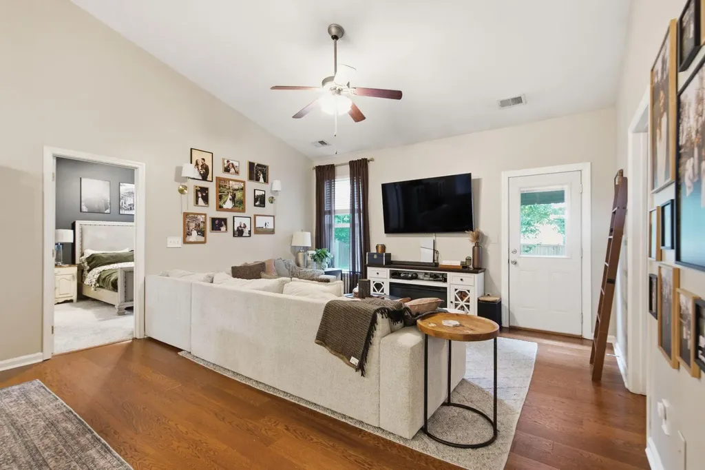 105 Vale Lane Georgetown KY 40324