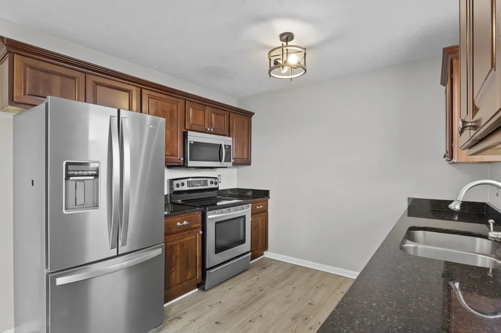 232 Christopher Drive Nicholasville KY 40356