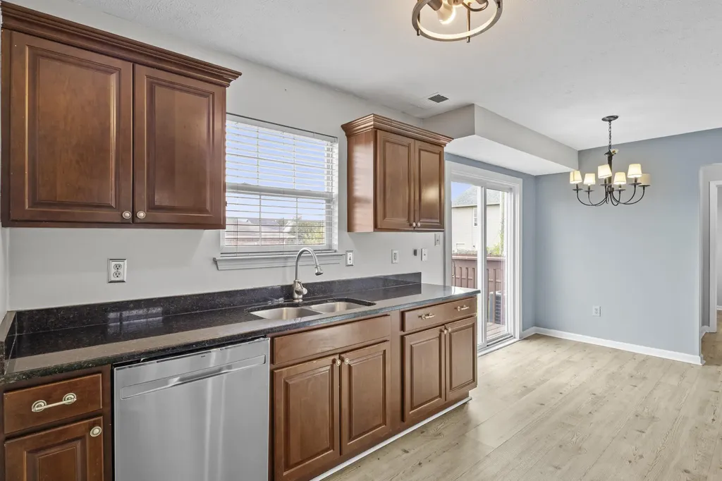232 Christopher Drive Nicholasville KY 40356