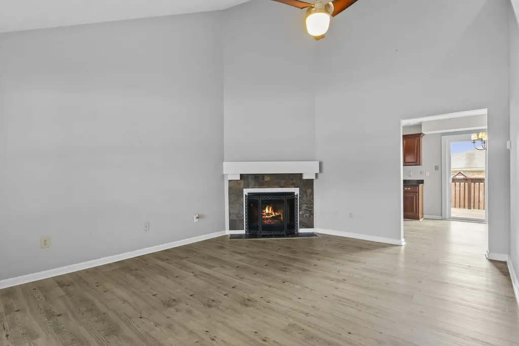 232 Christopher Drive Nicholasville KY 40356