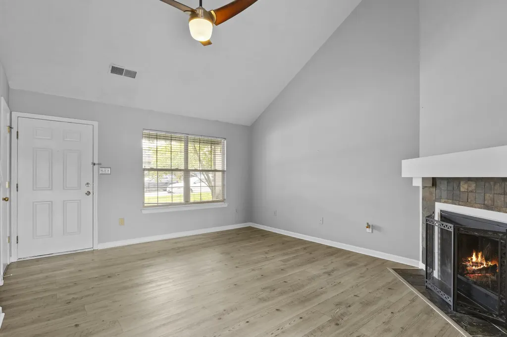232 Christopher Drive Nicholasville KY 40356