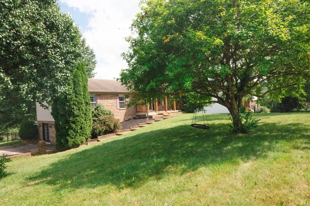 133 Raven Drive Berea KY 40403