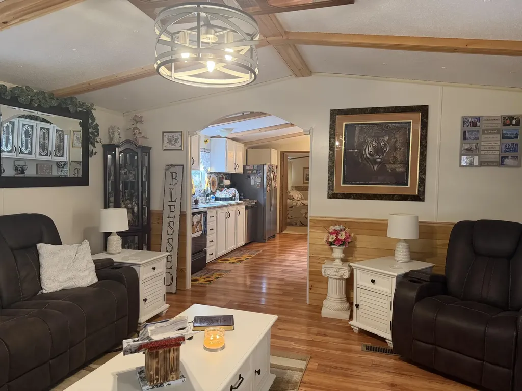 60 Beech Grove Lane Harlan KY 40831