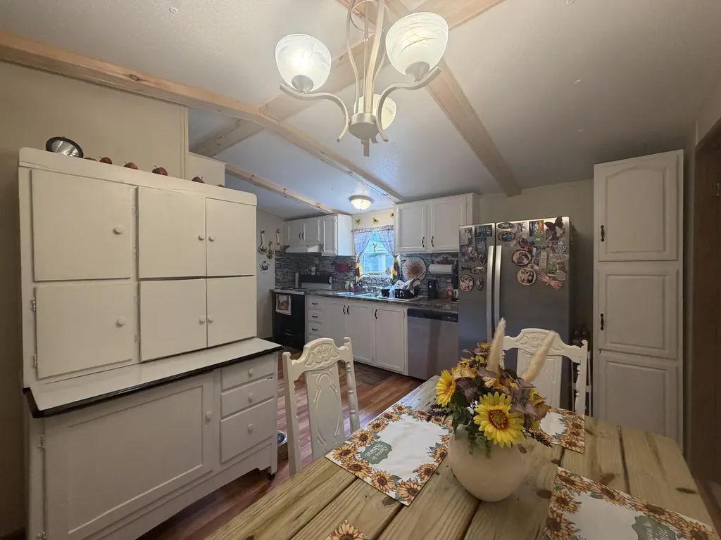 60 Beech Grove Lane Harlan KY 40831