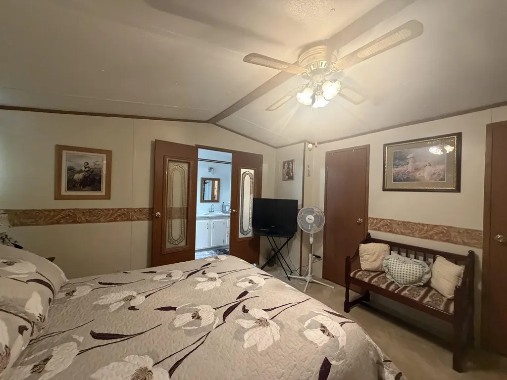 60 Beech Grove Lane Harlan KY 40831