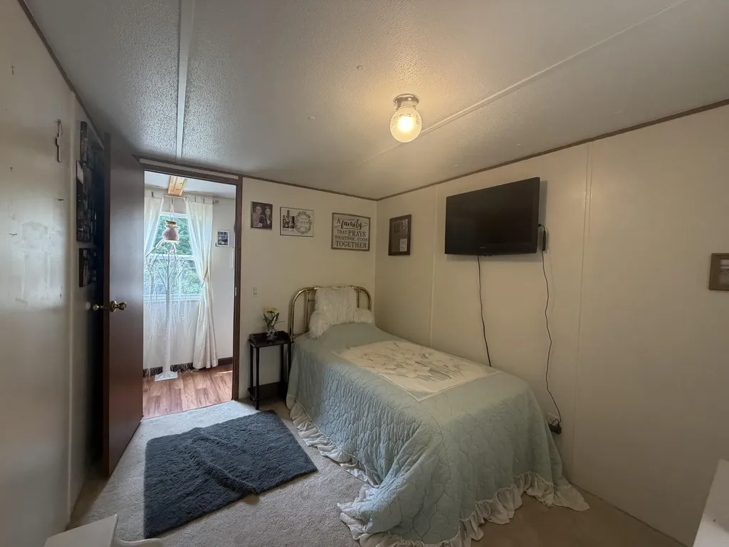 60 Beech Grove Lane Harlan KY 40831