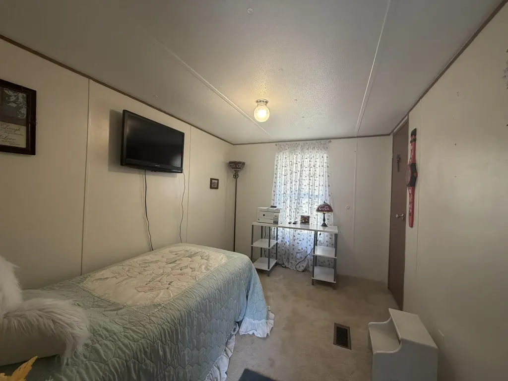 60 Beech Grove Lane Harlan KY 40831
