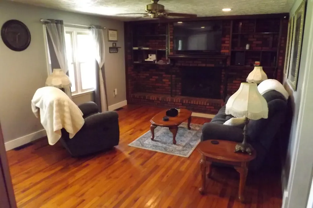 6556 Barbourville Road London KY 40744