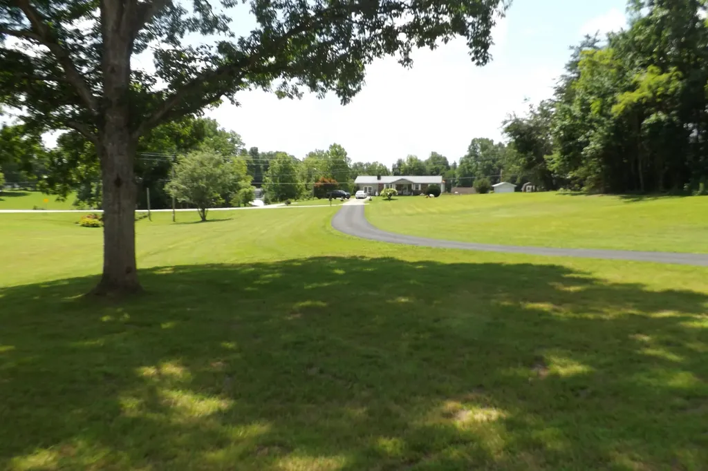 6556 Barbourville Road London KY 40744