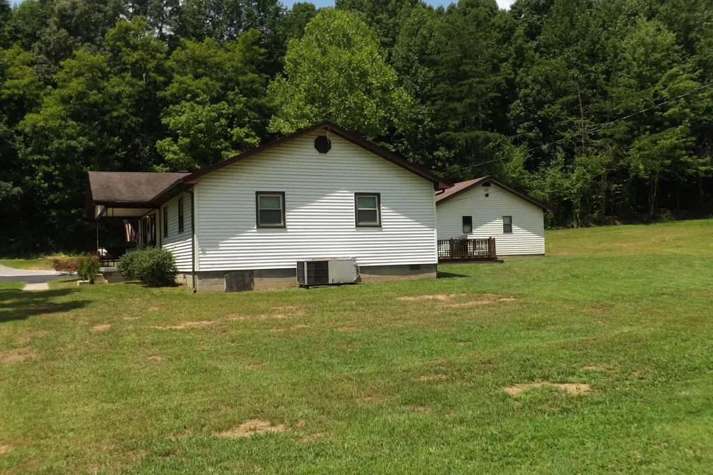 6556 Barbourville Road London KY 40744